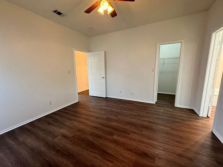 16404 Edgemere Dr — Photo 18