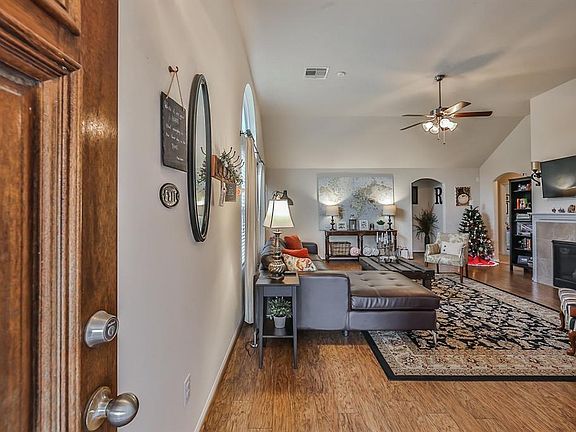 5th image of 19226 Kent Park Dr