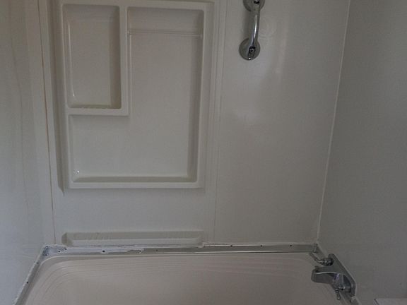5th image of 3530 S Pine Ave