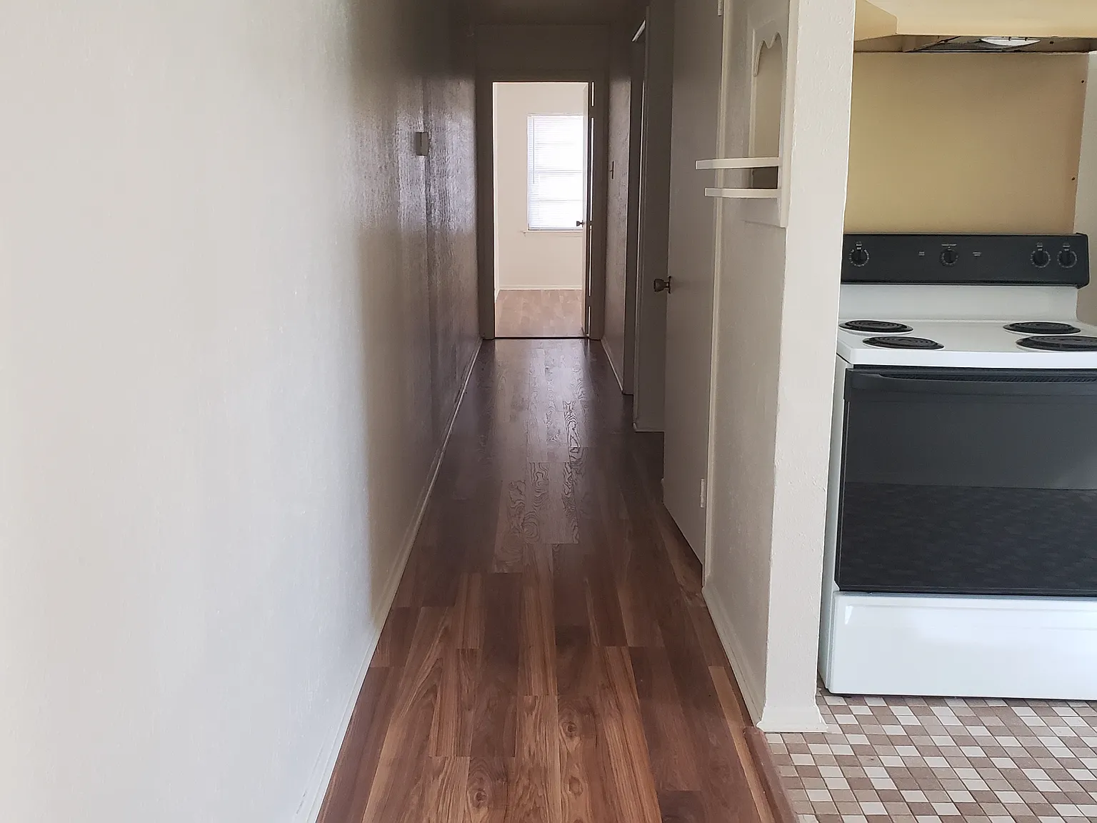1439 S Rusk St, Sherman, TX 75090 - 1 — Photo 4