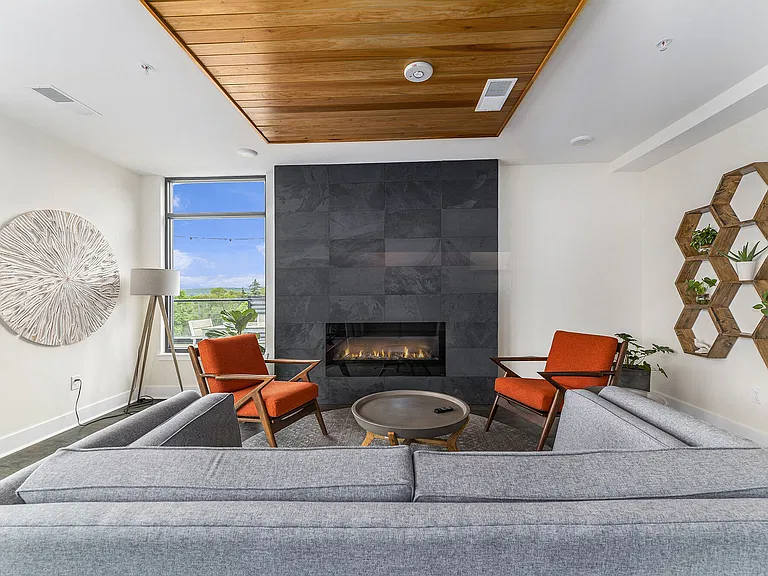 TC Lofts — Photo 17