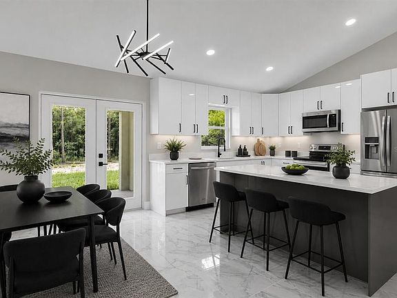 4th image of 19060 SW 57th Pl