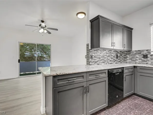 5650 E Sahara Ave Unit 2010, Sunrise Manor Town, NV 89142