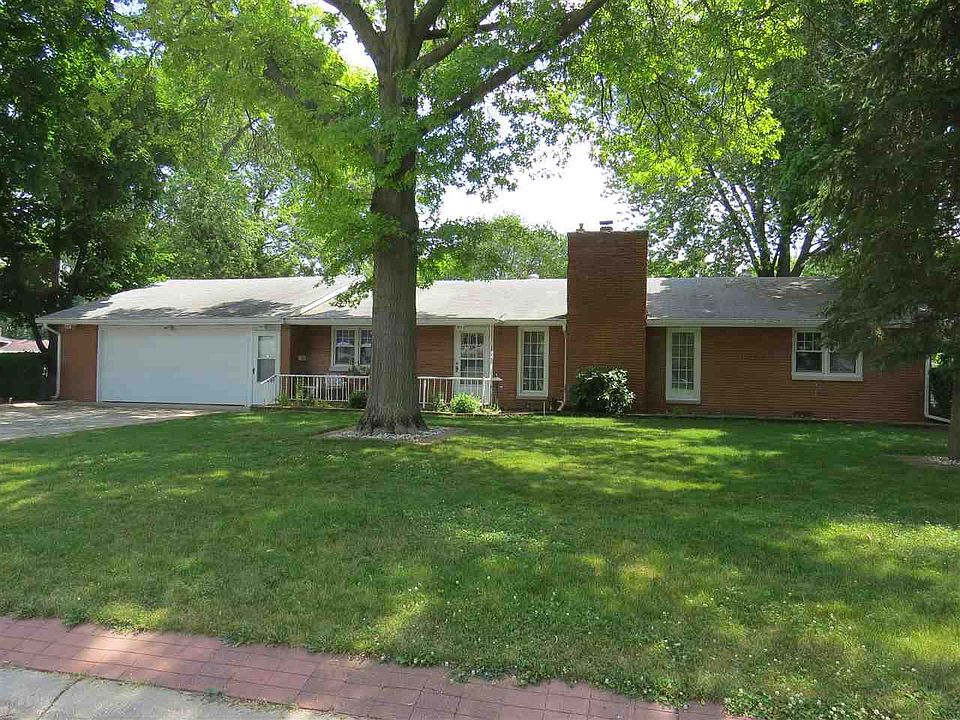 1st image of 402 Colorado Dr