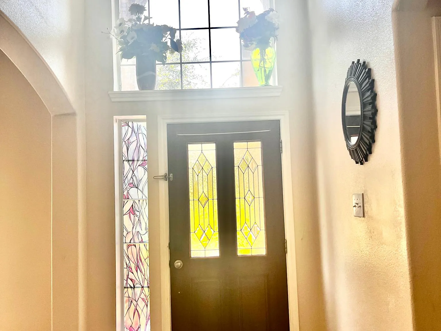 4 bed, 2.5 bath, 2583 sqft, $3,700 — Photo 4
