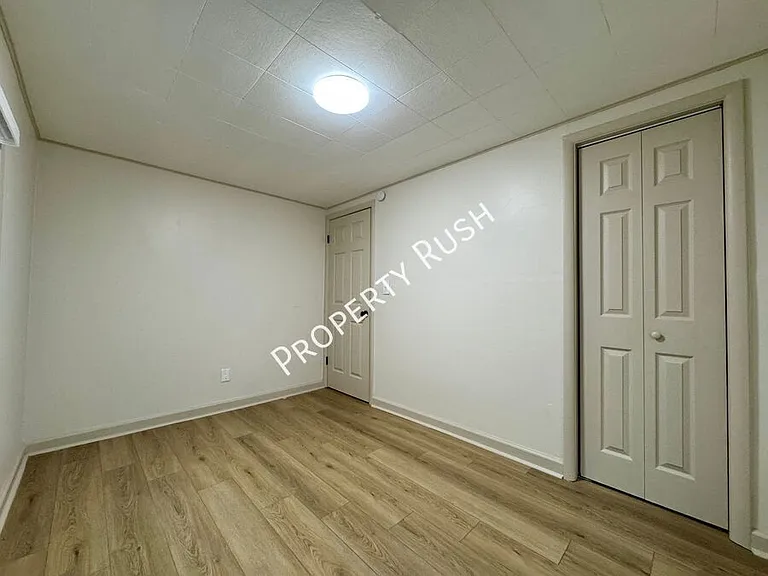 975 Beason Dr — Photo 15