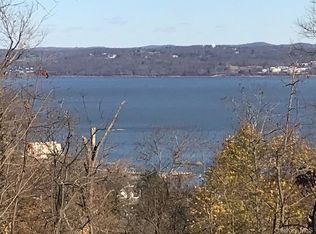 11 College Ave, Nyack, NY 10960