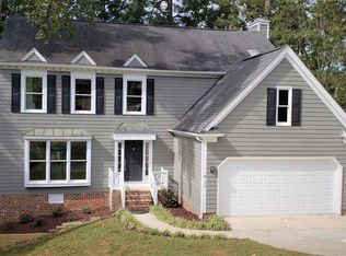 8100 Coleraine Ct, Raleigh, NC 27615