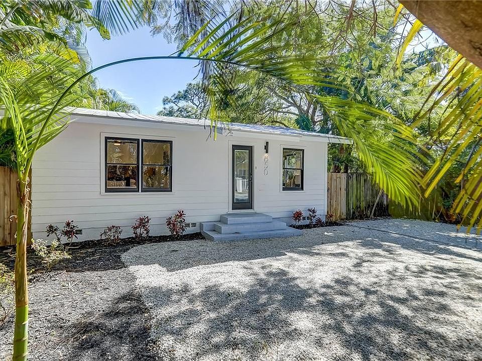 1st image of 850 NE 26th Street