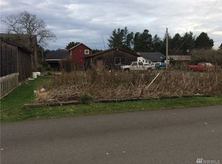 1901 California Ave, Long Beach, WA 98631