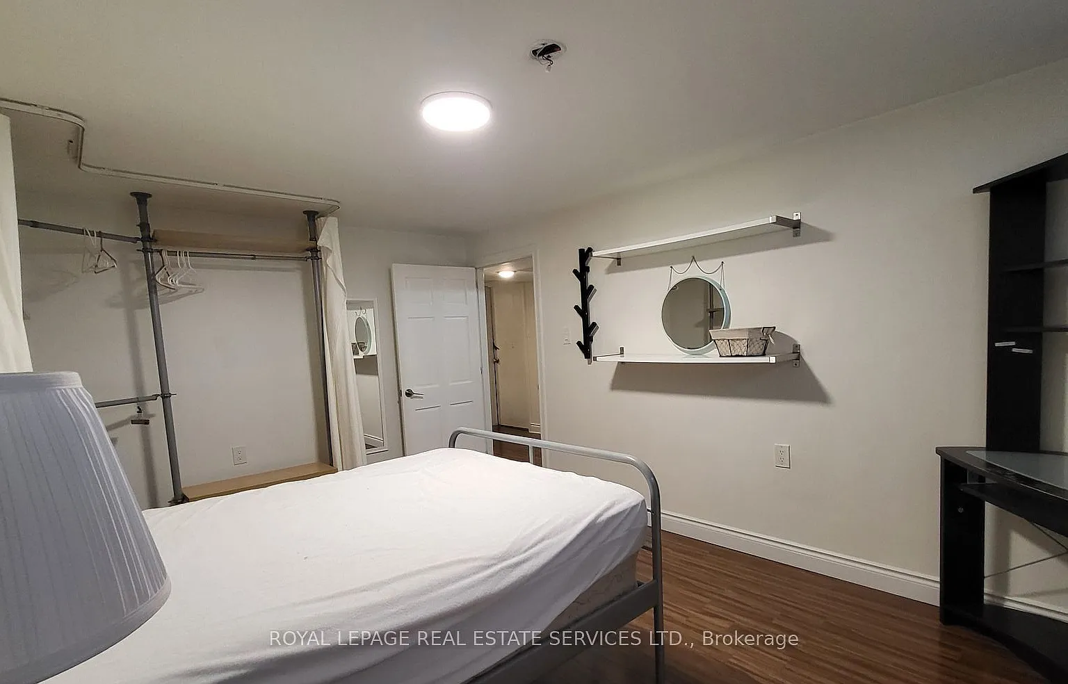3 bed, $2,100 — Photo 1