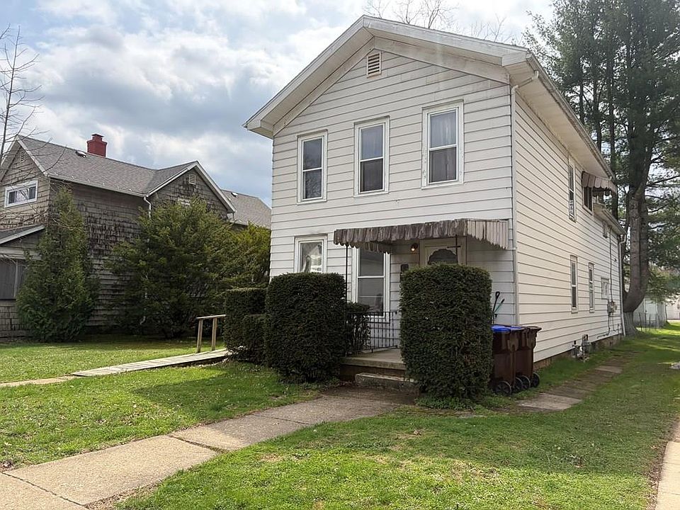 1st image of 321 W Spruce St