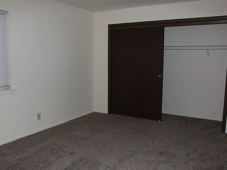 Kimberly Club Apartments — Photo 156
