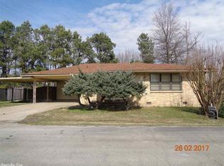 321 E 7th St, Rector, AR 72461