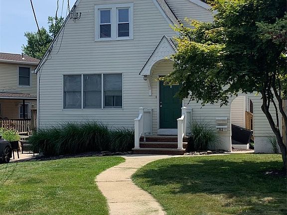 2nd image of 102 Keasler Ave