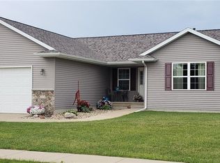 2824 Bryant Blvd SW, Cedar Rapids, IA 52404