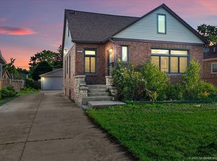 659 W Albert St, Elmhurst, IL 60126