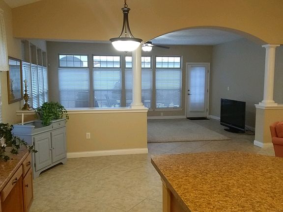 5th image of 328 Hibiscus Dr