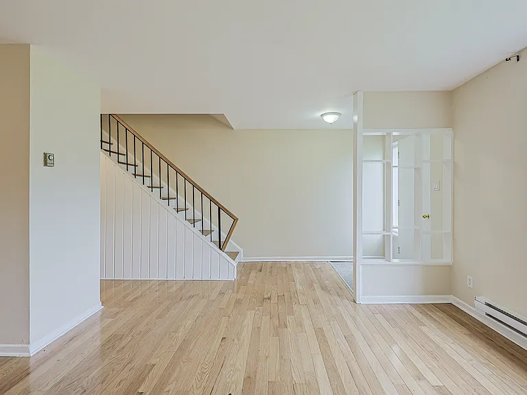 1350 Winding Trl — Photo 18