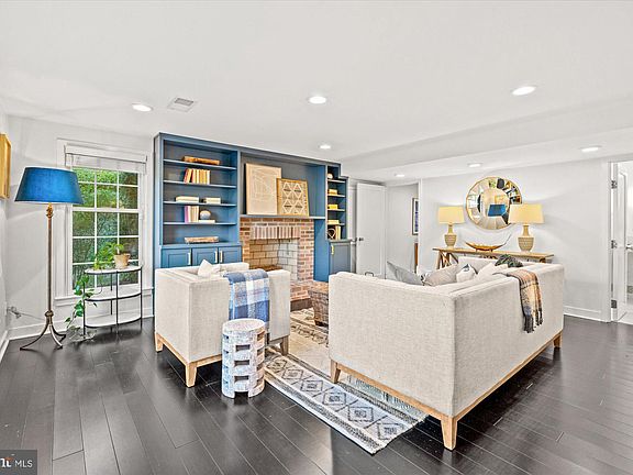 5th image of 7406 Park Terrace Dr