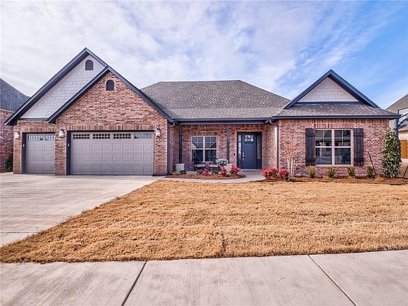 5th image of 15913 Dayflower Ln
