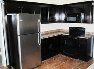 2217 S 11th St, Saint Joseph, MO 64503