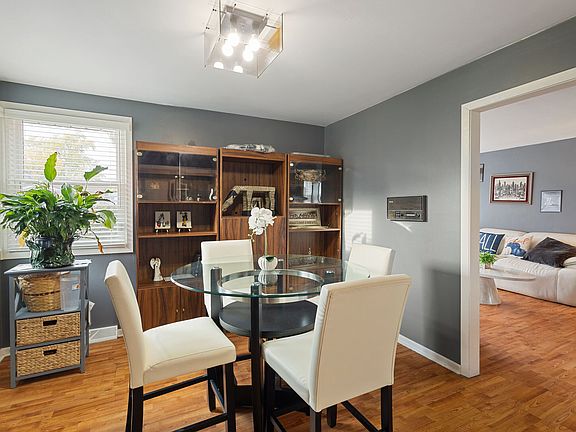 4th image of 15607 Gouwens Ln