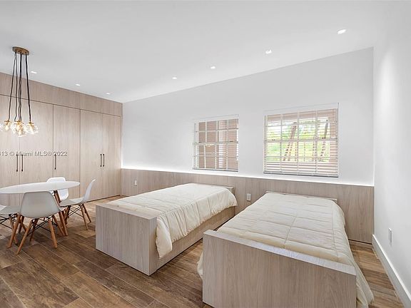4th image of 40206 Fisher Island Dr