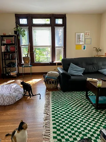 2 bed, 1300 sqft, $1,450 — Photo 1