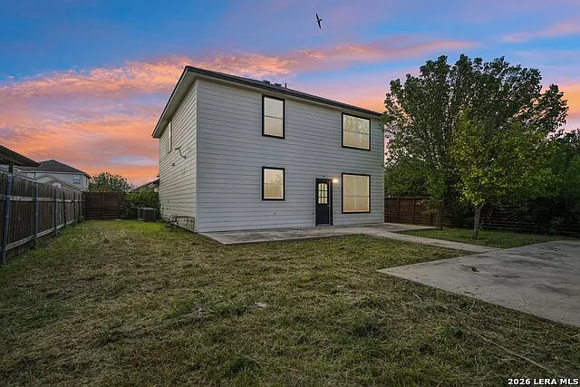 3410 Rob Roy St — Photo 25