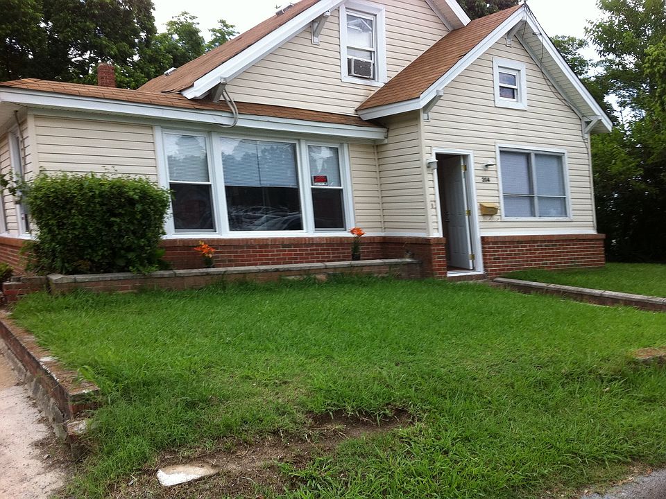 2nd image of 204 Cherokee Rd