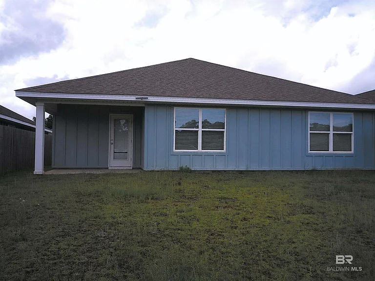 224 Fulham Ln — Photo 16