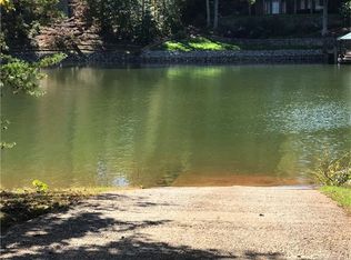 1769 Sherwood Ct, Sherrills Ford, NC 28673