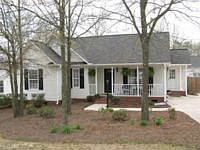 2nd image of 630 Lenore Dr
