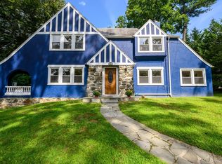 15 Ranger Place, New Rochelle, NY 10804