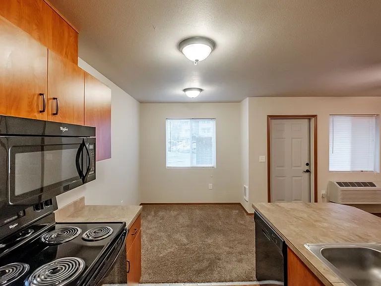 Lafayette Place Apartments — Photo 71