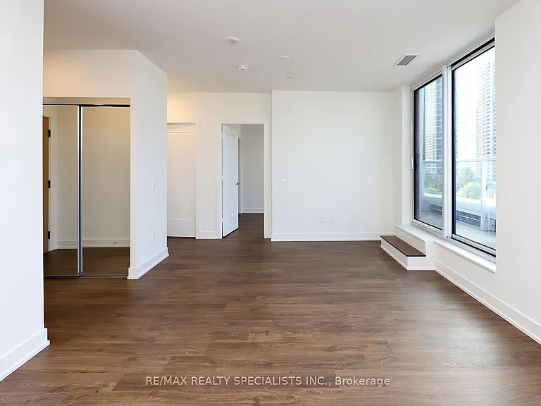 25 Cordova Ave #511 — Photo 17