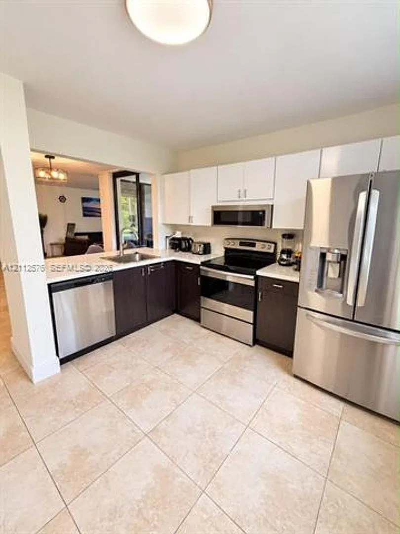 3552 Magellan Cir cu-126, Aventura, FL 33180 — Photo 3