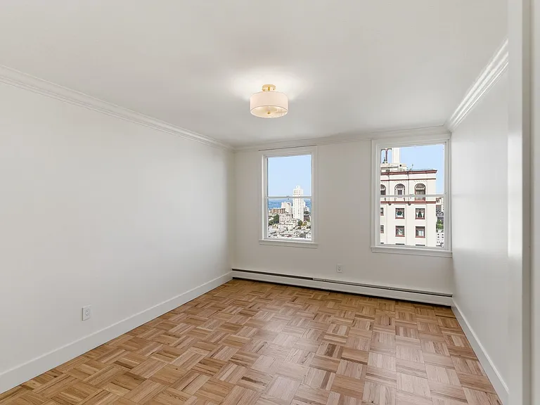 1310 Jones Street — Photo 51