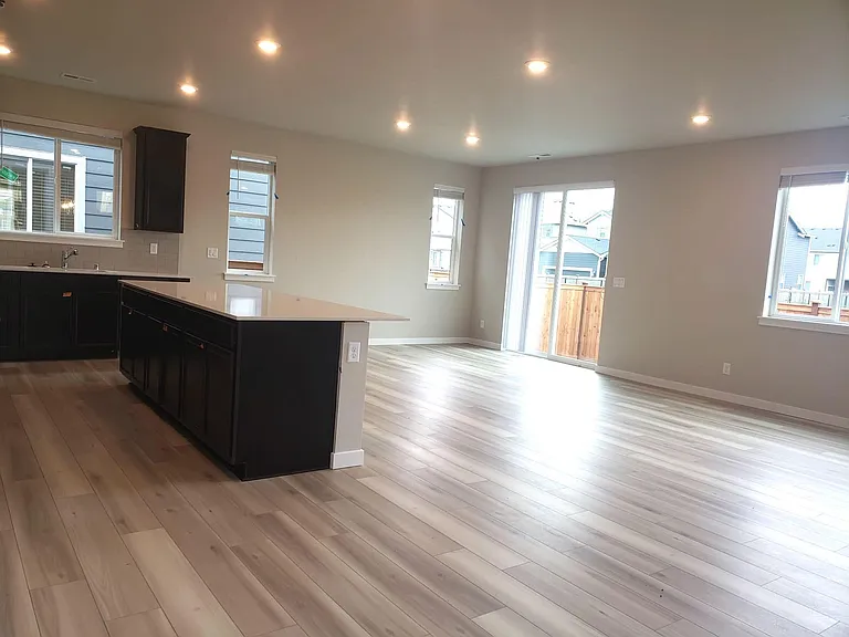 Dining area, Patio door