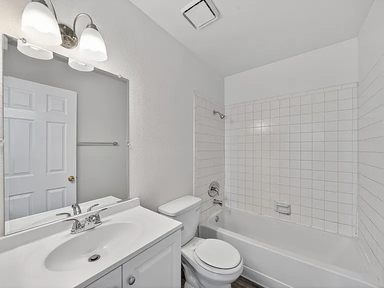2702 Alicialynn Way #D — Photo 13