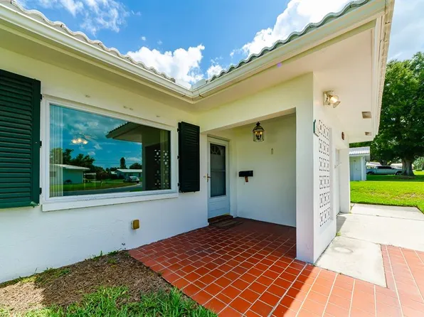 14075 94th Pl, Seminole, FL 33776