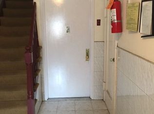 6903 19th Ave, Brooklyn, NY 11204