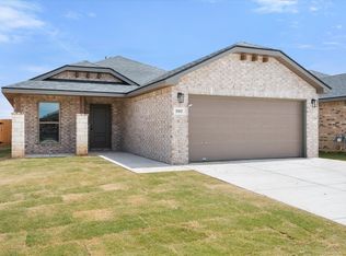 2412 Bryan Ave, Wolfforth, TX 79382