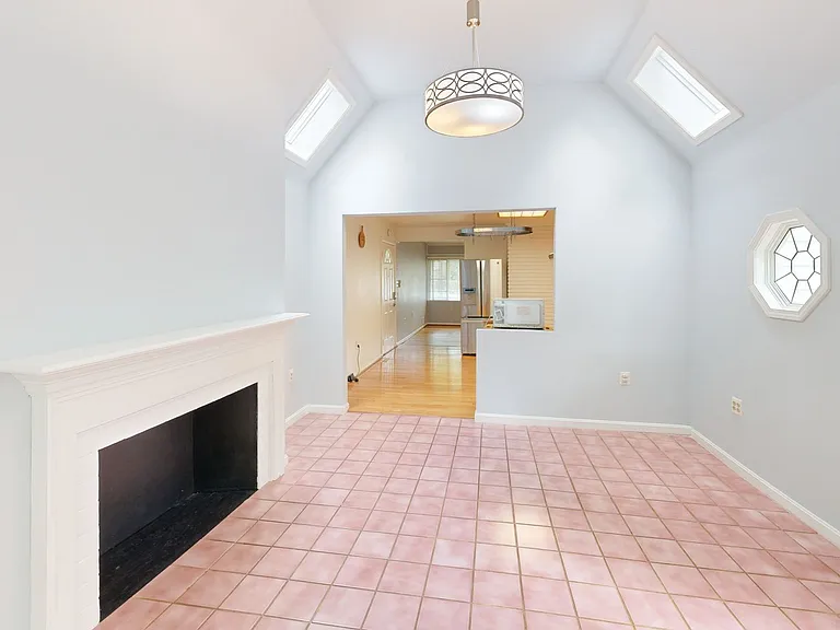 400 Dean Dr — Photo 6