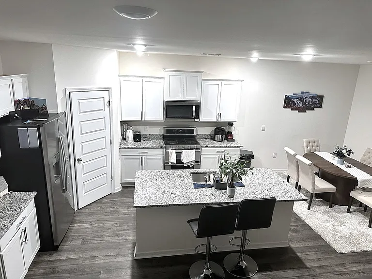 1425 Village Brook Dr — Photo 13