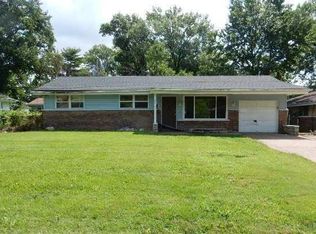 9706 Lanier Dr, Saint Louis, MO 63136