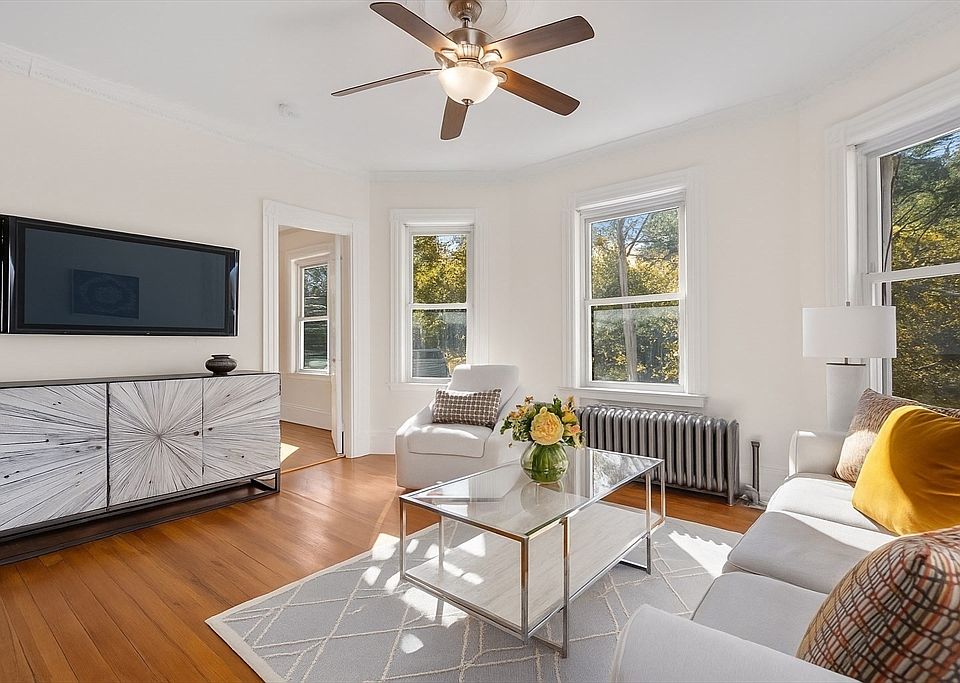 1st image of 55 Reservoir Rd APT 2