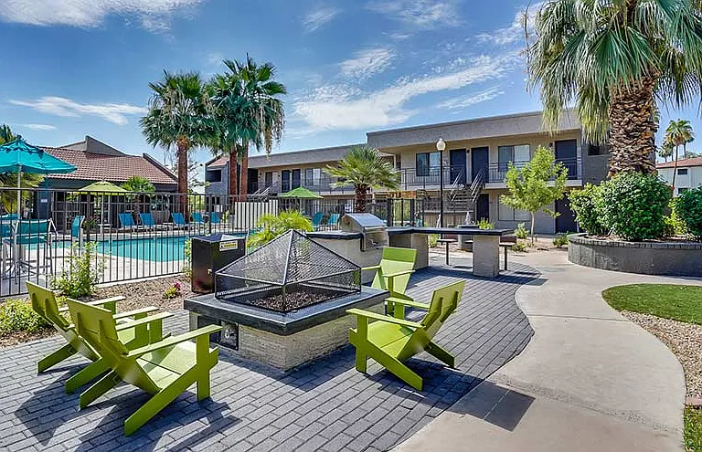 Cielo Apartments — Photo 5