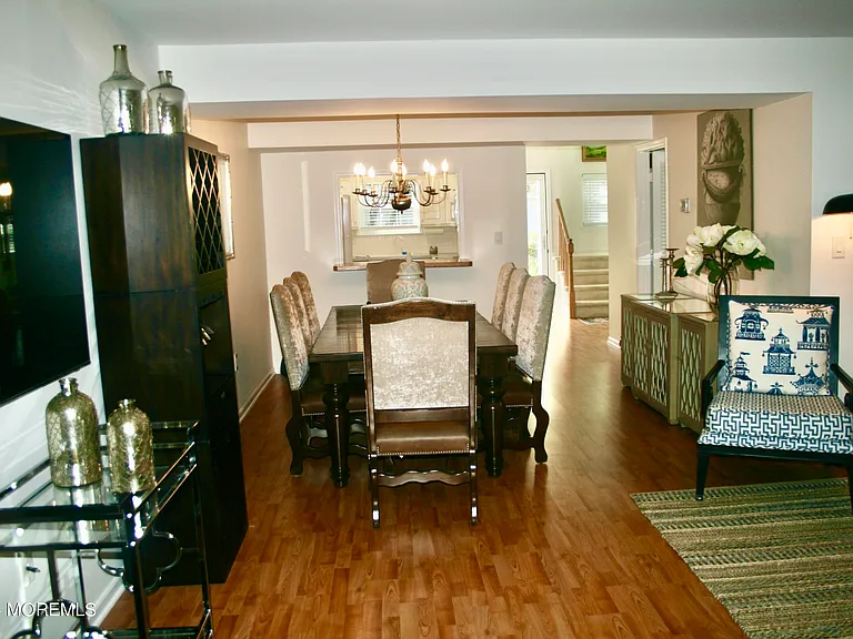 16 Apple Dr — Photo 7